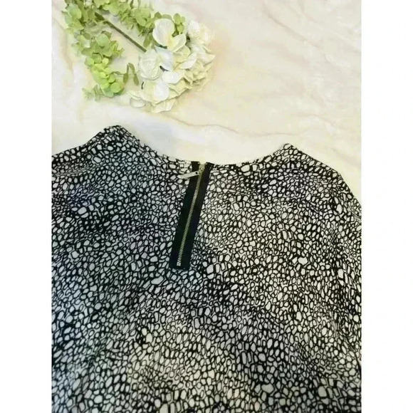 Dana Buchman Sweater Womens XL Black Tan Animal Print 3/4 Sleeve Rear Zip Casual - Picture 3 of 10